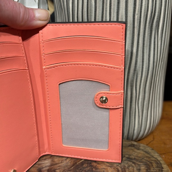 Kate Spade Novelty Tini Embellished Small Slim Bifold Wallet Spritz NWOT - Picture 12 of 16